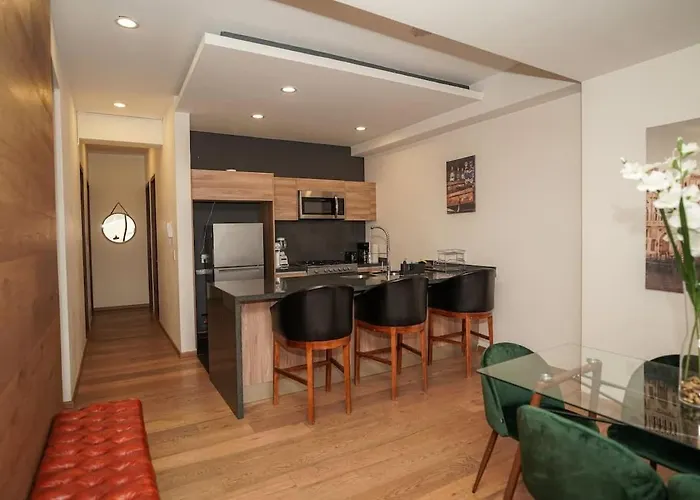 Luxury 3br Pool And Gym In Roma Apartment