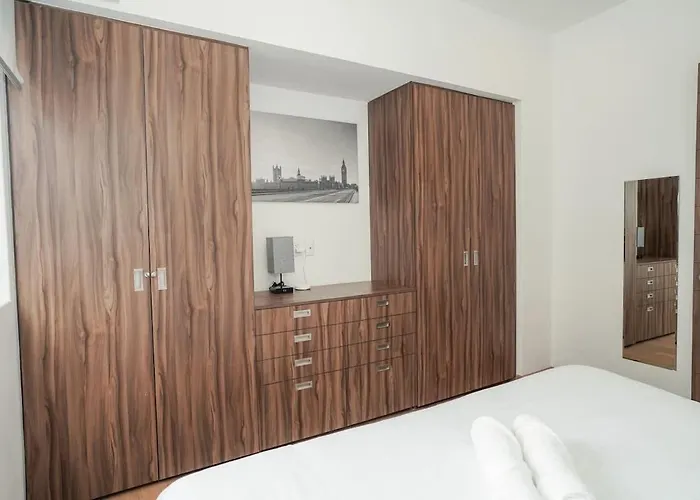 Luxury 3br Pool And Gym In Roma